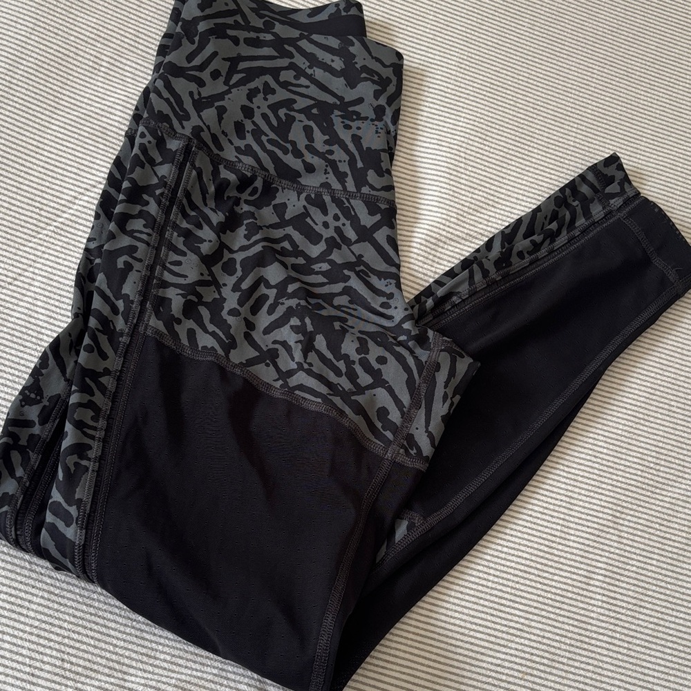 lululemon athletica Black and Gray Printed High-Rise Leggings